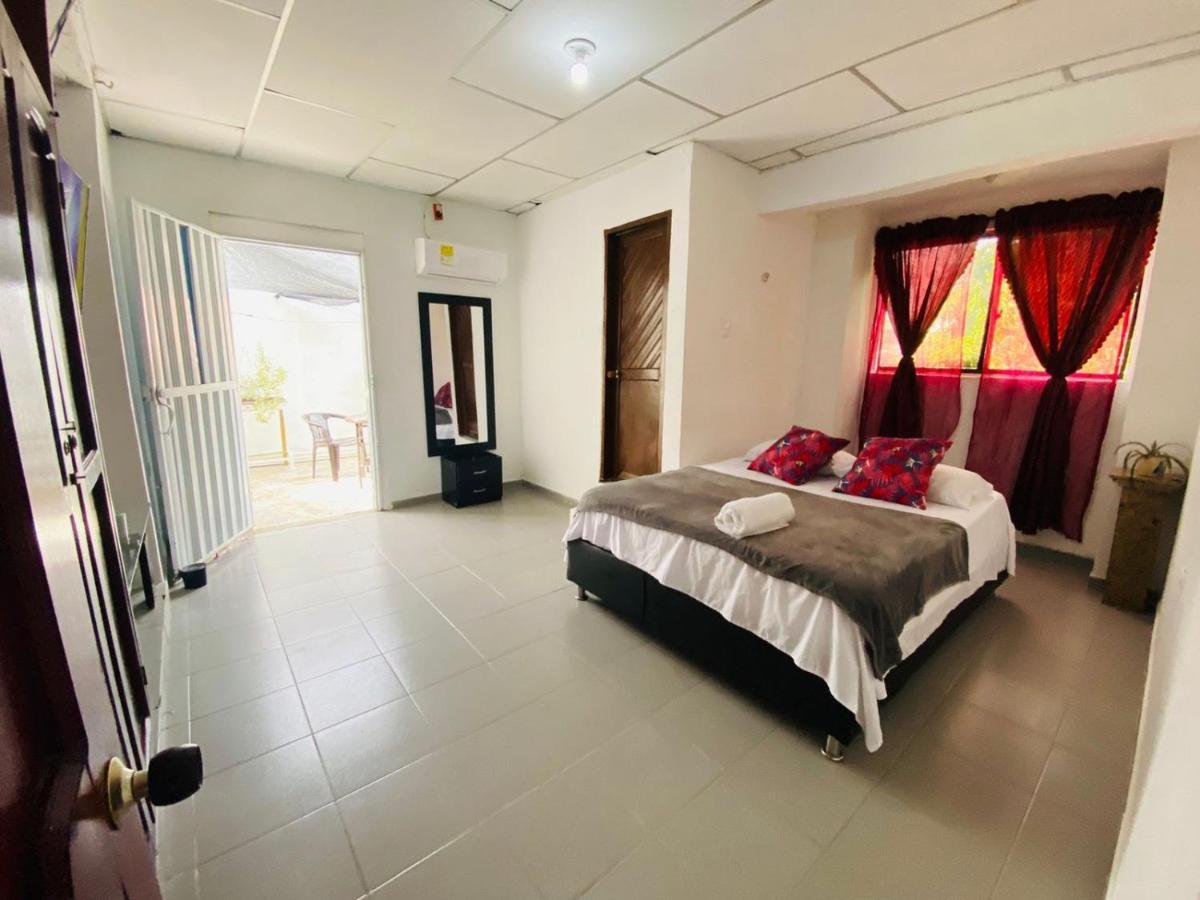 Urbanizacion Buenavista - Av Crisanto Luque Hotel Cartagena Екстериор снимка