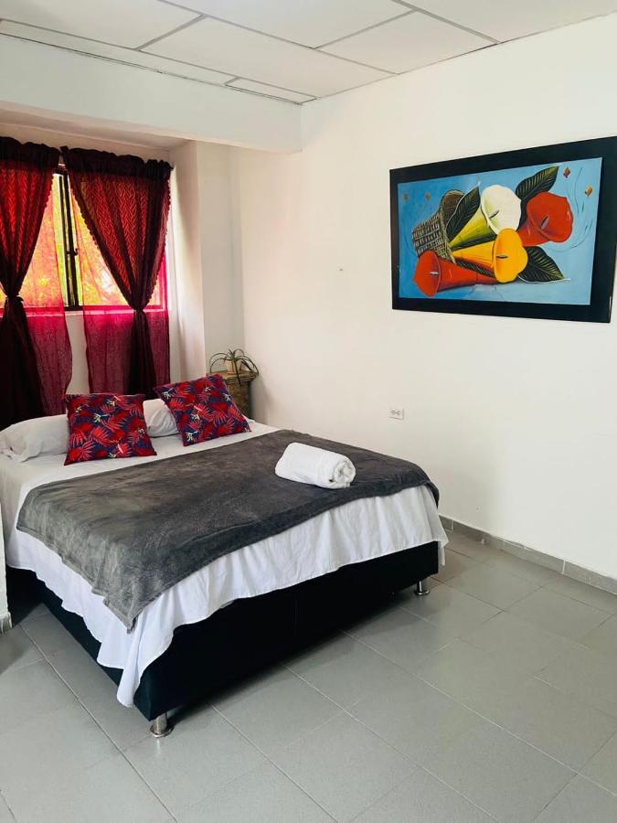 Urbanizacion Buenavista - Av Crisanto Luque Hotel Cartagena Екстериор снимка